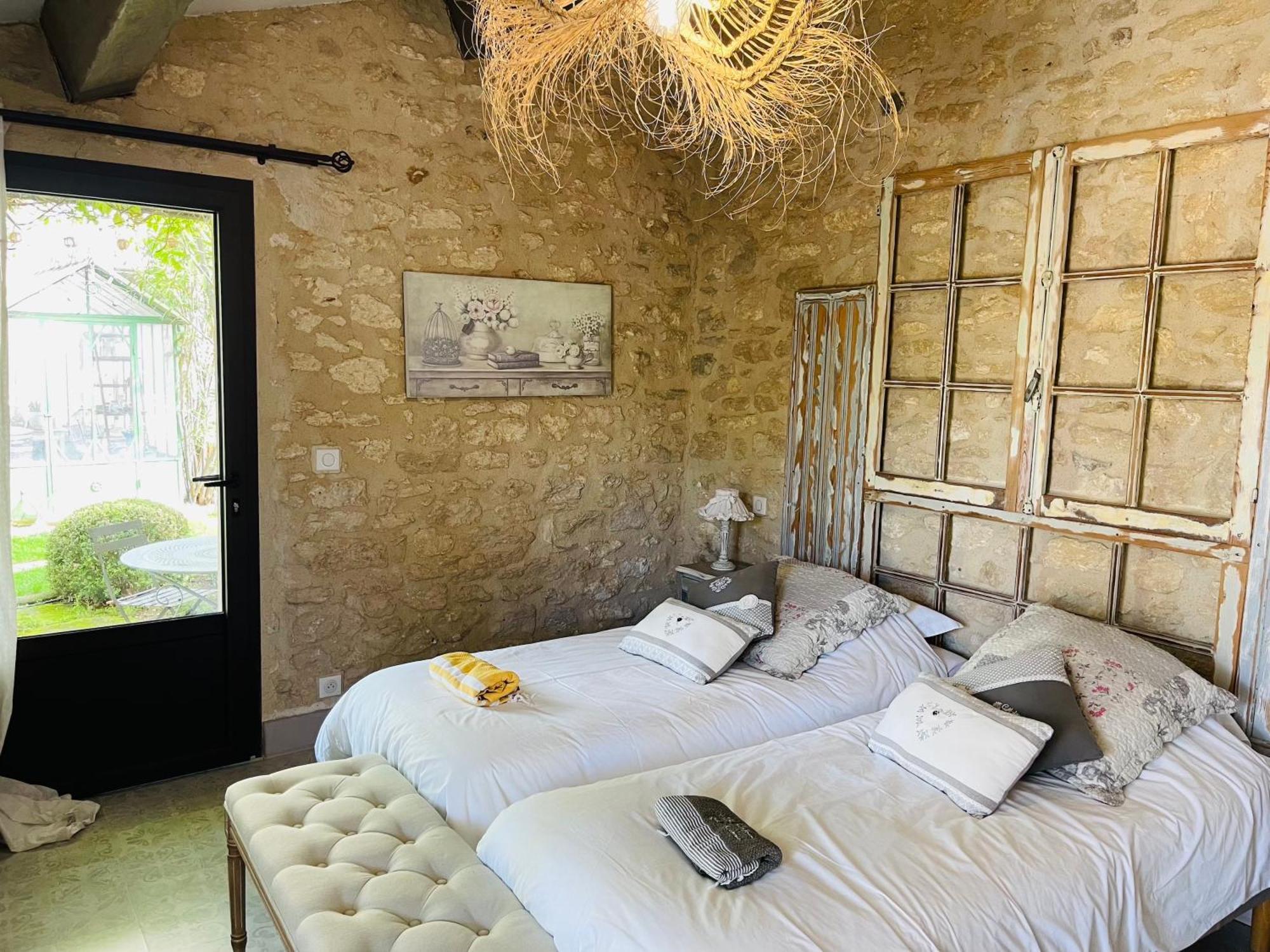 La Bastide Des Songes - Demeure D'Hotes Robion en Luberon Luaran gambar